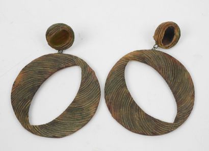 Line VAUTRIN (1913-1997), dans le goût de.
Paire...