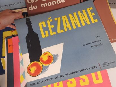 Ensemble de huit chemises sur les grands...