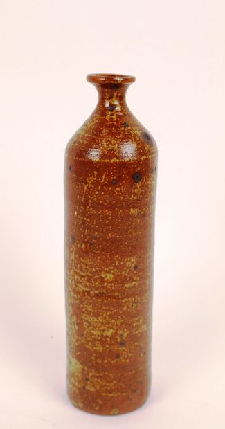 Vase soliflore cylindrique en grès dans les...