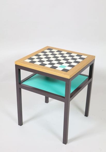 Olivia PUTMAN pour MADE.
Table modèle 