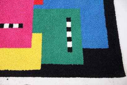 JH Création.
Tapis rectangulaire en laine...