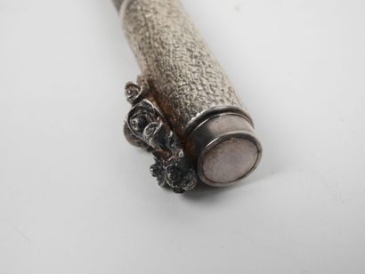 Michel AUDIARD (né en 1951).
Stylo en bronze...