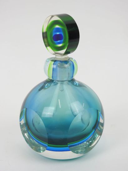 MURANO, 20th century.
Ball-shaped bottle...