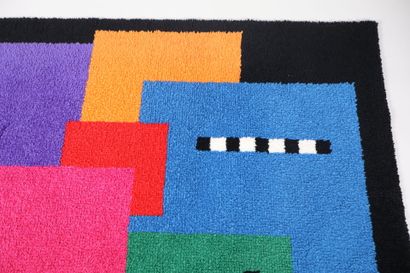 JH Création.
Tapis rectangulaire en laine...