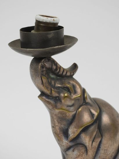 Louis FONTINELLE (1886-1964).
Éléphant de...