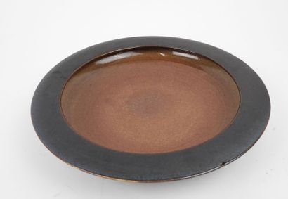 Matthieu ROBERT (né en 1962).
Coupe circulaire...