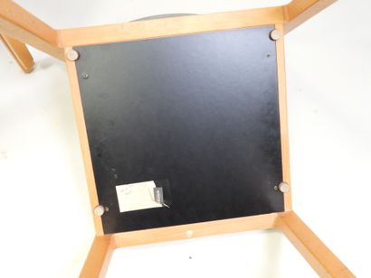 WIESNER HAGER.
Suite de quatre chaises en...