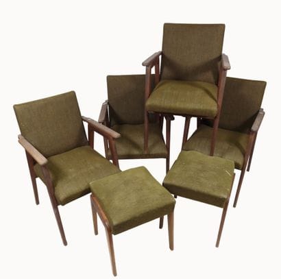 Suite de quatre fauteuils et deux tabourets...