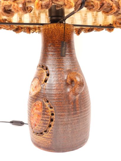 LES POTERIES D'ACCOLAY.
Lampe en céramique...