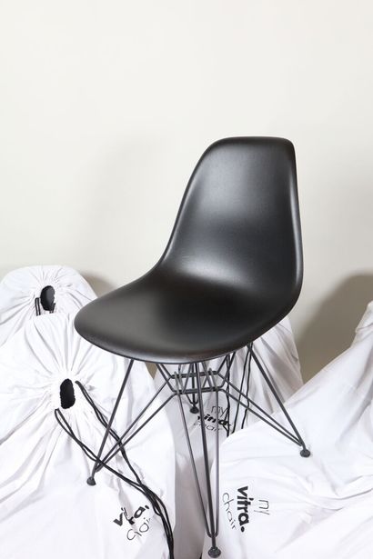 Charles (1907-1978) et Ray EAMES (1912-1988),...