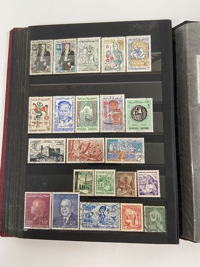Faciale : Ensemble de timbres des années...