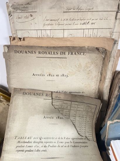 Documents : Exceptionnel ensemble de documents...