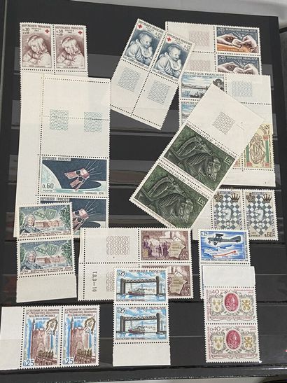 Monde : Timbres de France SM et Moderne dont...