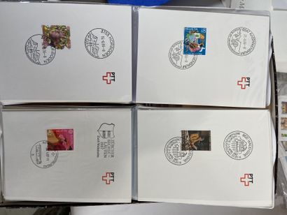 Vrac : Important lot de timbres de France...