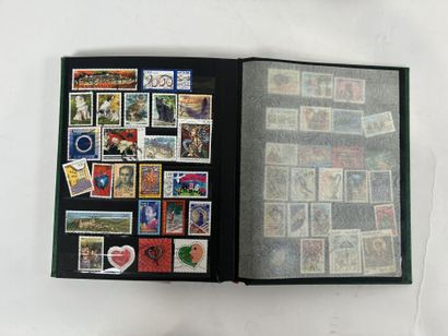 Monde : Timbres du monde en vrac obl. Dans...