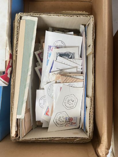 Monde : Timbres de France SM et Moderne dont...