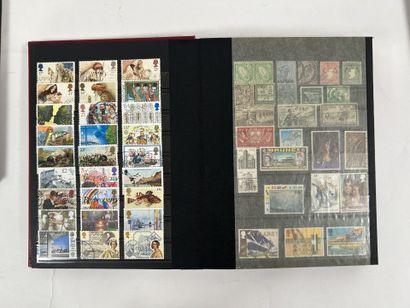 Monde : Timbres du monde en vrac obl. Dans...