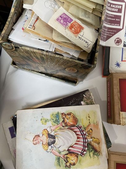 Vrac : Important vrac de timbres comprenant...
