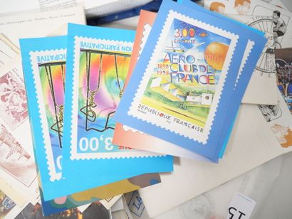 3 Cartons. O. 1er Jour : France période 70-90...