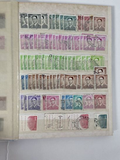Faciale + Monde : Timbres de France Moderne...