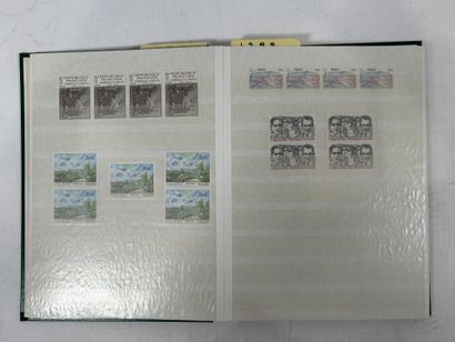 Faciale : Timbres des années 80 à 83 environ...