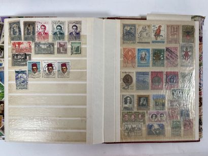 Monde : Timbres du Monde dont timbres de...