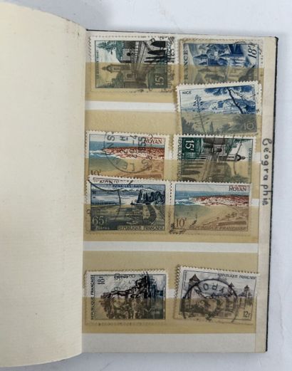 Vrac : Timbres du Monde obl. . 4 Albums....