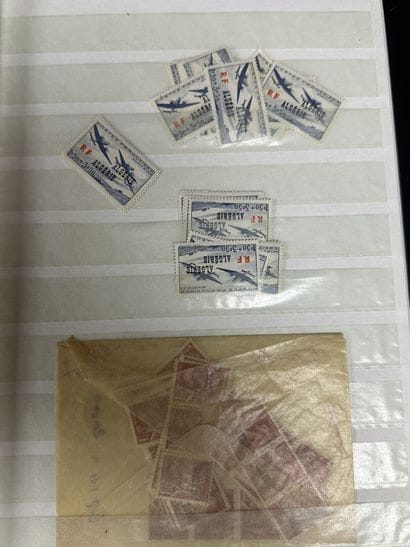 Monde : Timbres de Jordanie dont variétés...