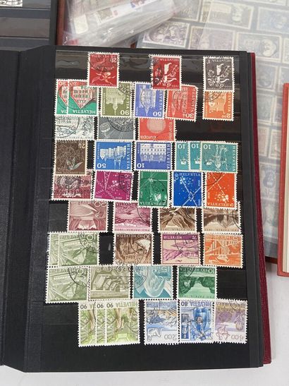 Monde obl. : Timbres du Monde oblitérés dont...