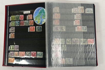 Monde : Timbres du Monde en majorité oblitérés...