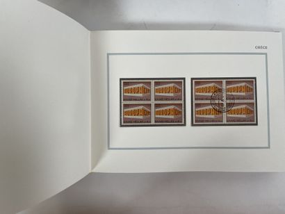 Vrac : Ensemble de timbres en vrac dont albums...