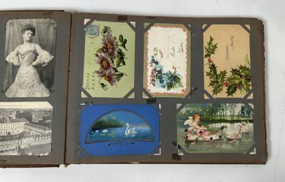 Tours : Ensemble de cartes sur Tours dont...