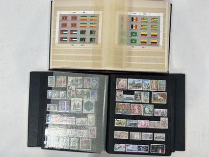 Timbres Obl + ONU : Timbres du monde obl....