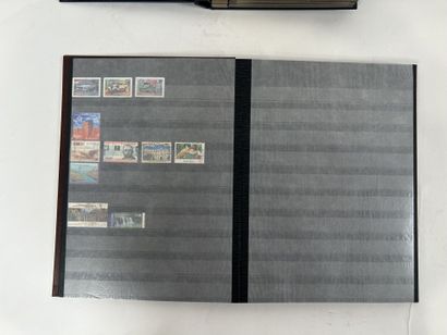 Monde : Timbres du monde en vrac obl. Dans...