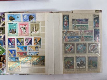 Monde : Timbres du Monde dont timbres de...