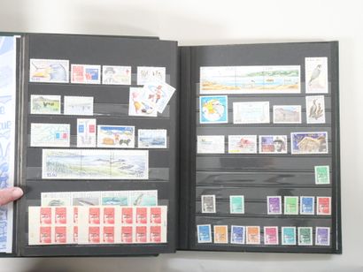 Timbres du Monde dont Colonies françaises,...