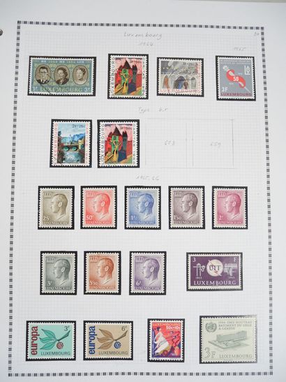 20 Classeurs. **/*/O. Europe : Timbres de...