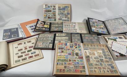 Faciale + Monde : Timbres de France Moderne...