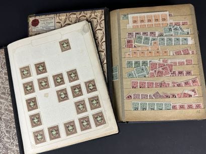 Russie : Important lot de stock de timbres...