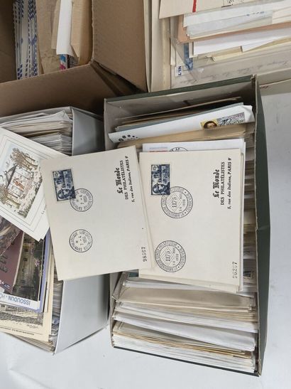 Monde : Timbres du Monde neufs et oblitérés...