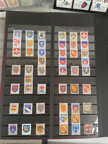Monde : Timbres du Monde neufs et oblitérés...