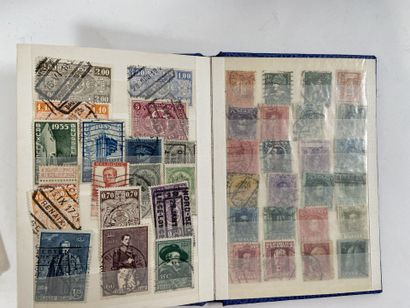 Vrac : Ensemble de timbres en vrac dont albums...