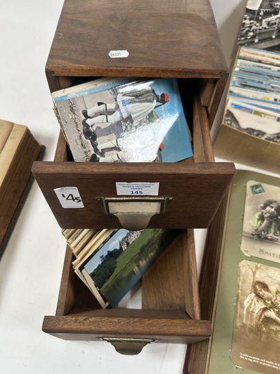 Cartes postales : Ensemble de cartes postales...