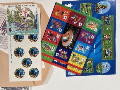 Faciale : Ensemble de timbres en Francs par...