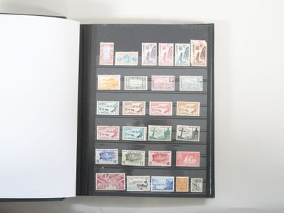 Timbres du Monde dont Colonies françaises,...