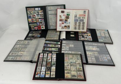 Monde : Timbres du monde en vrac obl. Dans...