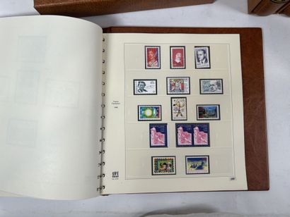 Faciale : Collection de timbres de France...