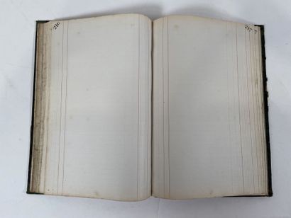 Correspondance : Ensemble de lettres et devant...