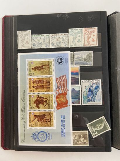 Faciale : Ensemble de timbres des années...