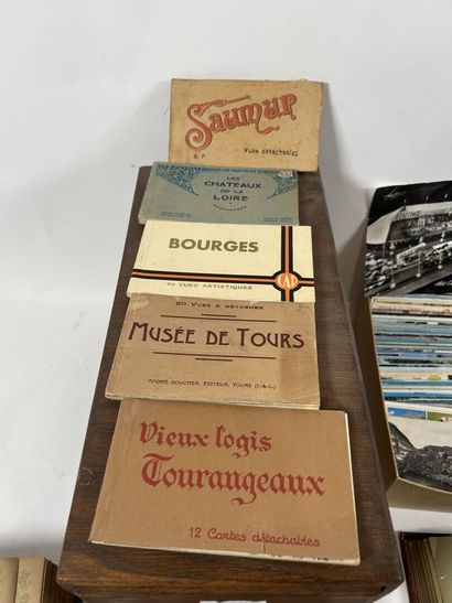 Cartes postales : Ensemble de cartes postales...